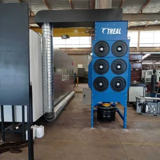 Instalação de sistema de exaustão e filtragem TREAL em cliente industrial